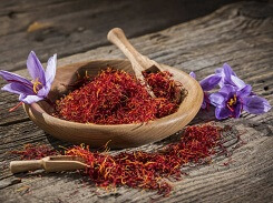 Bi mat ve  Saffron - Nhuy hoa nghe tay