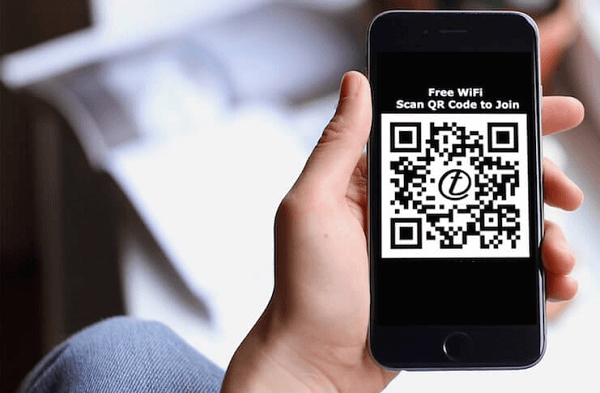 Quet-ma-vach-san-pham-bang-ung-dung-quet-ma