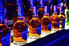 Su dung tem chong gia nao cho ruou la phu hop nhat