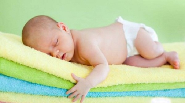 Chăm sóc sức khỏe cho bé