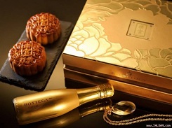 Cơn sốt bánh trung thu dát vàng 24k