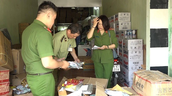 Hàng giả hàng nhái và hệ lụy đối với thị trường Hàng giả hàng nhái và hệ lụy đối với thị trường