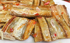 Nhuc nhoi vi ca kho bi tam hoa chat cuc doc