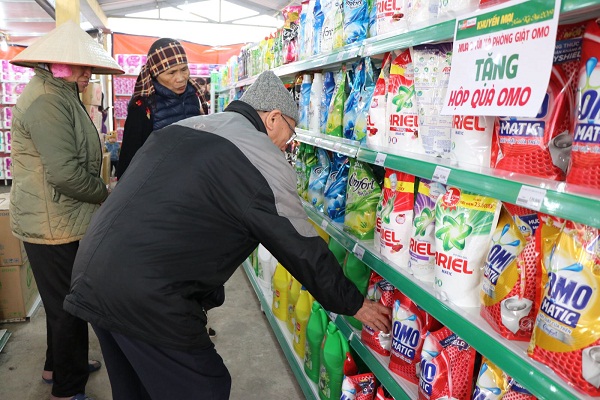 Nghiên cứu tâm lý tiêu dùng hàng ngoại của người Việt hiện nay